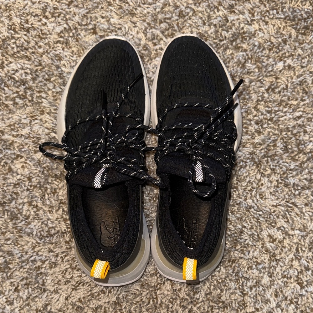 SOREL Black and White Knit Sneakers